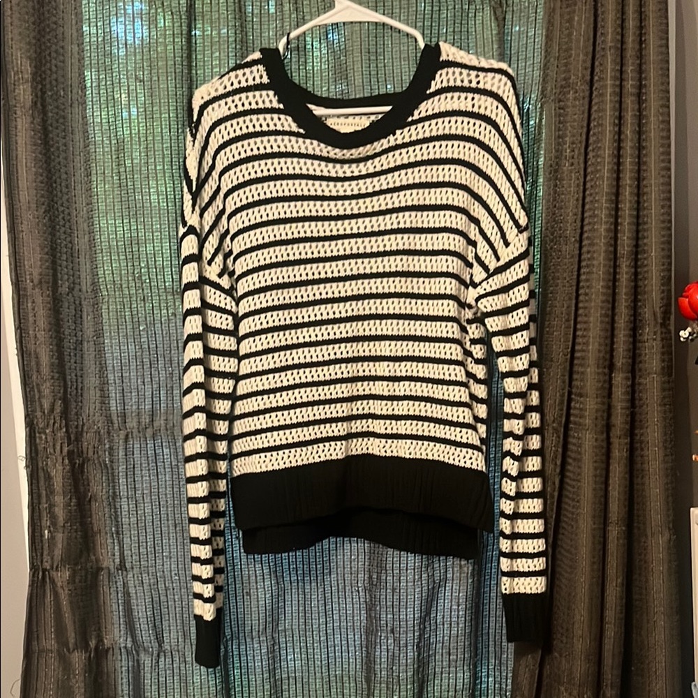 Aeropostale Black and White Striped Crew Neck Sweater